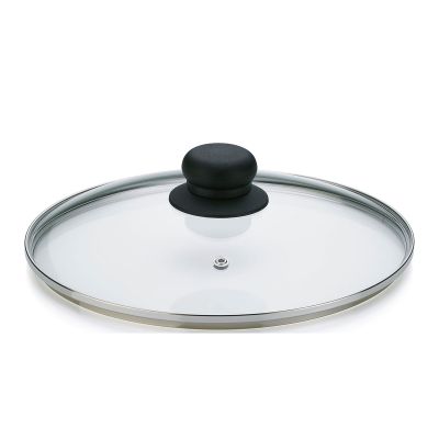 Runder transparenter Glasdeckel mit schwarzem Griff und Metallrand auf hellem Hintergrund