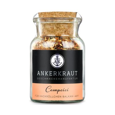 Ankerkraut Cevapcici in einem durchsichtigen Korkenglas mit schwarzem Etikett und orangefarbenem Schriftfeld.