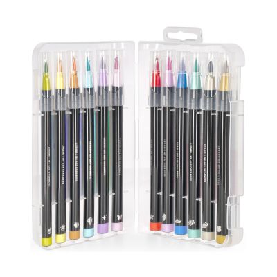 Zwölf Brushpens in Pastellfarben, in geöffneter Box mit zwei Reihen Brushpens gezeigt.