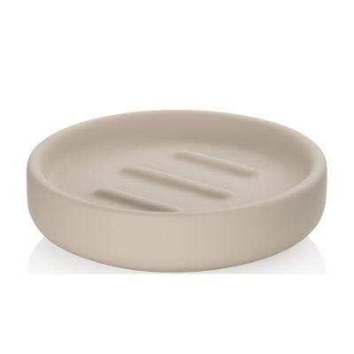 Freigestellte runde Seifenschale in Beige mit erhöhtem Rand und drei länglichen Ablaufrillen auf der Ablagefläche