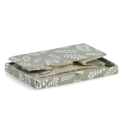 Zusätzliche Produktansicht: Zeller Aufbewahrungsbox "Leaves"; Farbe grün; Material Baumwolle/Polyester; Maße ca. 28 × 19 × 13 cm.