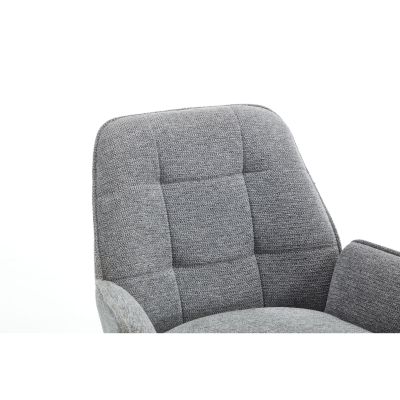 Graues Ecksofa mit mehreren ausgeklappten Sitz- und Liegeflächen in flacher Position