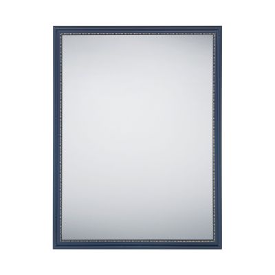 Spiegel Nadine in Schwarz, freigestellt in einer zweiten Gesamtansicht; zu sehen ist die rechteckige Spiegelfläche mit schmalem Rahmen und Zierkante; Maße ca. 34 x 45 x 1 cm.