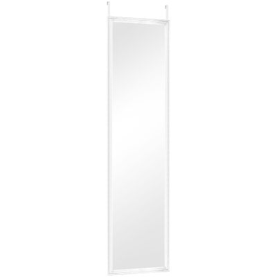 Türhängespiegel Bea in Weiß, freigestellt in vollständiger Ansicht; zu sehen ist die schmale rechteckige Spiegelfläche mit Vorrichtung zum Einhängen an einer Tür; Maße ca. 30 x 120 x 1,5 cm.