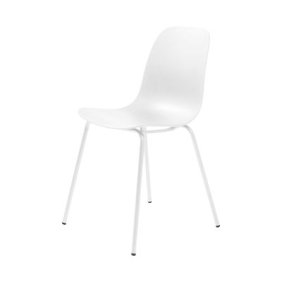 Minimalistischer Stuhl in Weiß mit Metallbeinen in schräger Ansicht
