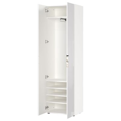 Geöffneter Hochschrank mit Kleiderstange und mehreren Einlegeböden