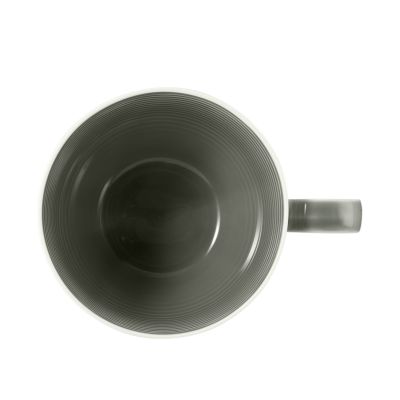 Tasse in Dunkelgrau. Sichtbare Merkmale: bauchig mit waagerechter Rillenstruktur und Henkel. Darstellung: Draufsicht.
