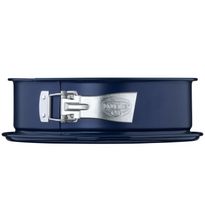 Detailansicht des Spannverschlusses der Emaille Springform 24 cm von Dr Oetker