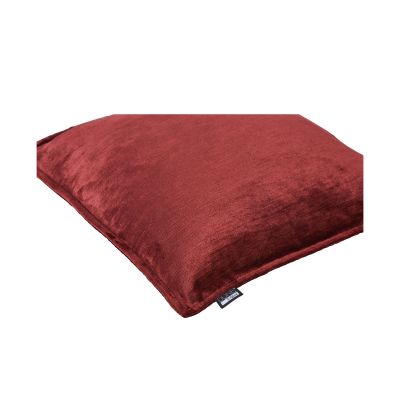 Kissenhülle Fame in Bordeaux, B/H/L ca. 45x1x45 cm, in einer zweiten Ansicht dargestellt.
