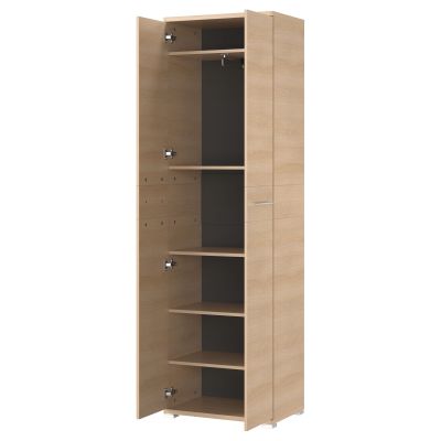 Geöffneter Schrank in heller Holzoptik mit mehreren Einlegeböden und Kleiderstange