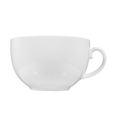 Tasse in Weiß. breite niedrige Form mit seitlichem Henkel. Ansicht: Ansicht der zweiten Seite.