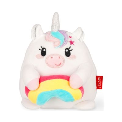 Weißes Einhorn-Plüschtier mit Regenbogen, frontal auf weißem Hintergrund dargestellt.