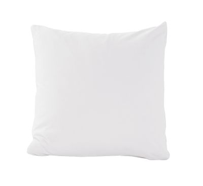 Quadratischen Kissen mit Bezug in Weiß, vollständig in frontaler Ansicht vor weißem Hintergrund dargestellt; Größe 40 x 40 cm.