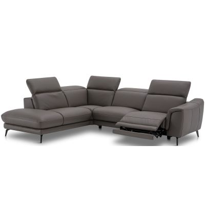 Graues Ecksofa mit mehreren verstellten Rückenlehnen in offener Anordnung