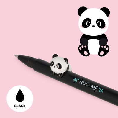 Schwarzer Gelstift mit Panda-Aufsatz, in Nahaufnahme mit Schreibspitze und Tieraufsatz gezeigt.