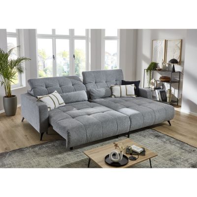 Modernes Ecksofa in hellgrauem Stoff mit breiten Sitzflächen und eleganter Formensprache.