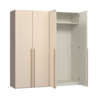 Kleiderschrank mit geöffneter Drehtür und Innenraum mit Einlegeboden und Kleiderstange