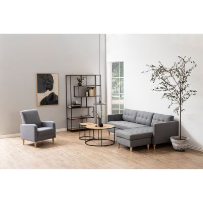 Runder Couchtisch mit Wildeiche-Tischplatte und schwarzem Gestell, dekorativ im Wohnzimmer platziert