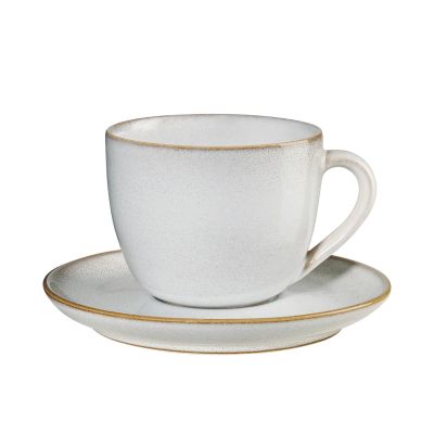 Cappuccinotasse mit Unterer der Serie Saisons, Farbe Nude, freigestellt auf hellem Hintergrund.