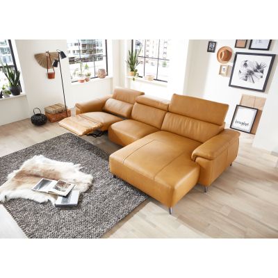 Cognacfarbenes Ecksofa mit verlängerter Sitzfläche und verstellbaren Rückenlehnen