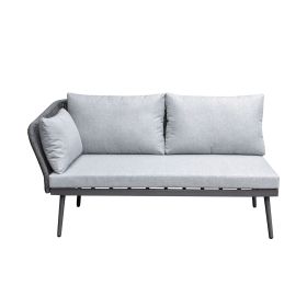 Gartensofa mit linker Armlehne und Sitzkissen in gerader Vorderansicht vor weißem Hintergrund