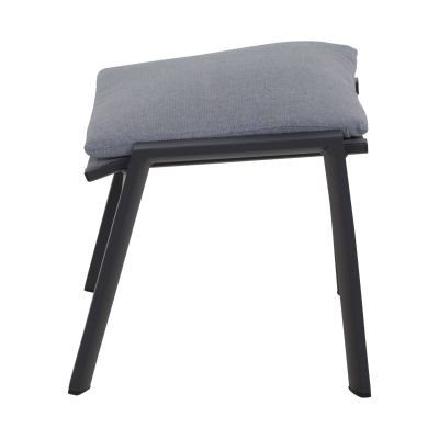 Ein Hocker mit dunklem Gestell und grauem Polster, schräg von der Seite aufgenommen.