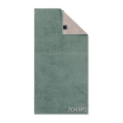 Piniengrüner JOOP! Doubleface Handtuch, 50 × 100 cm, flach dargestellt mit umgeschlagener Ecke, kontrastierender Rückseite und JOOP!-Schriftzug am unteren Rand.