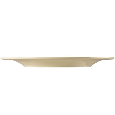 Teller in Sandbeige. Sichtbare Merkmale: rund, flach und fein geriffelt. Darstellung: Seitenprofil.