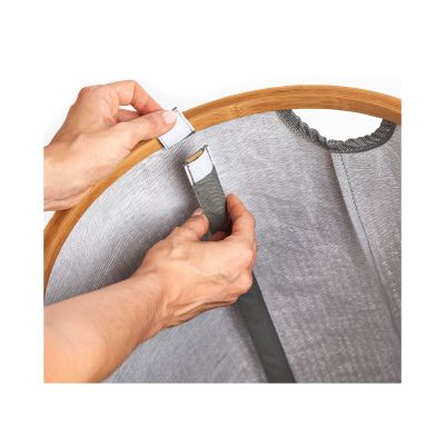 Alternative Ansicht: Zeller Wäschesammler; Farbe grau; Material Polyester/Bambus; Maße ca. 33 × 33 × 50 cm.